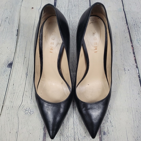M. GEMI | soft leather pointed toe pumps heels - Picture 4 of 11